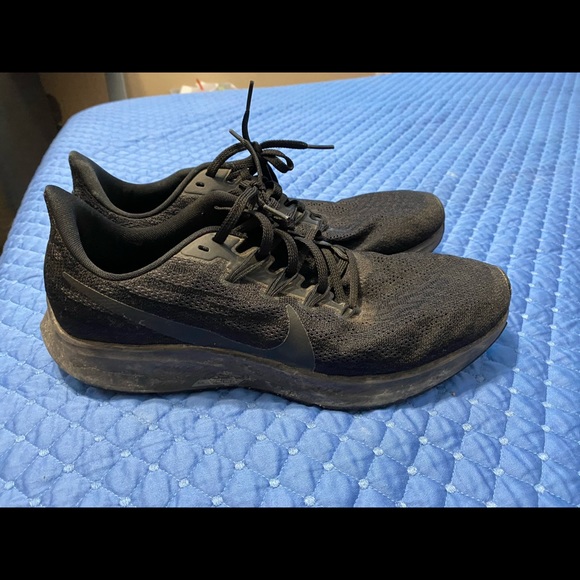 Air max 270s - Picture 2 of 5